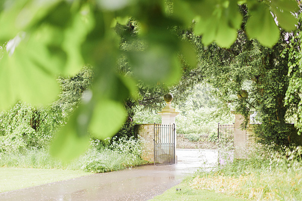 Luxury wedding photography, Barnsley House, Cotswolds 1